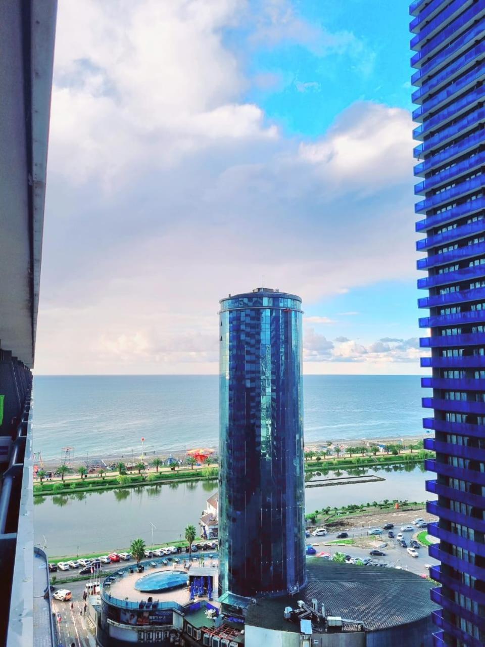 Batumi Orbi Panoramic View Apartment Itkhvisi